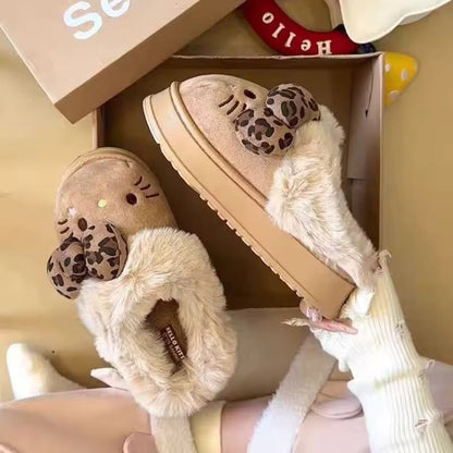Pantofole Hello Kitty 🐱👣 – Morbide e Dolci per Casa e Fuori 💖